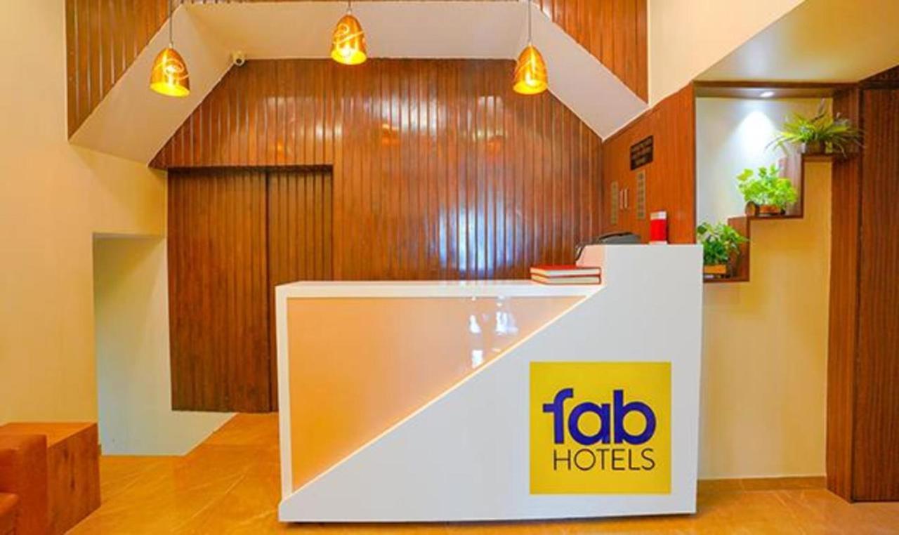 Готель Fabexpress Colaba Grand Мумбаї Екстер'єр фото